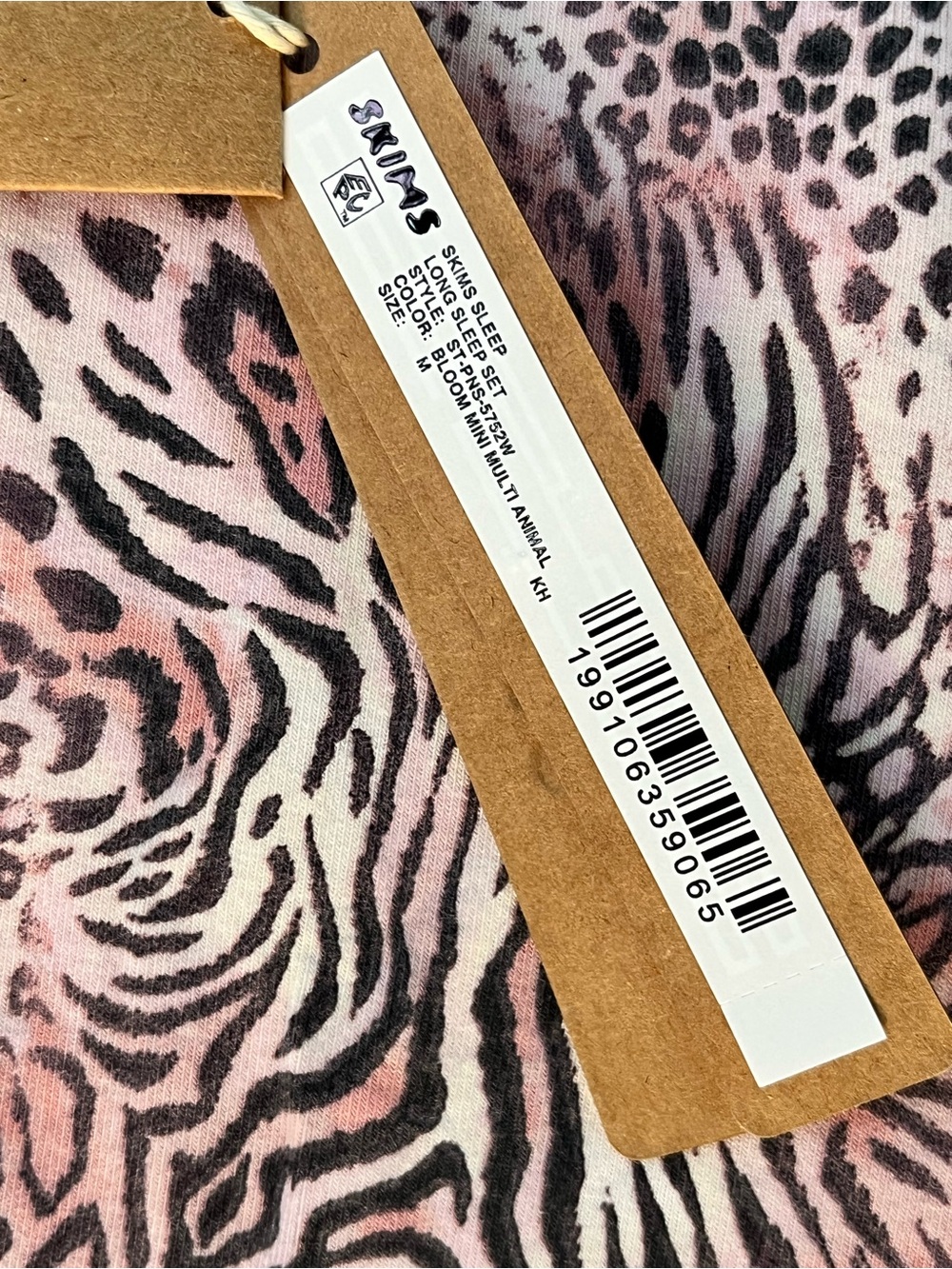 SKIMS Sleep Long Sleep Set in Bloom Mini Animal Print Sz M NWT 🩷🤎 - Picture 5 of 11